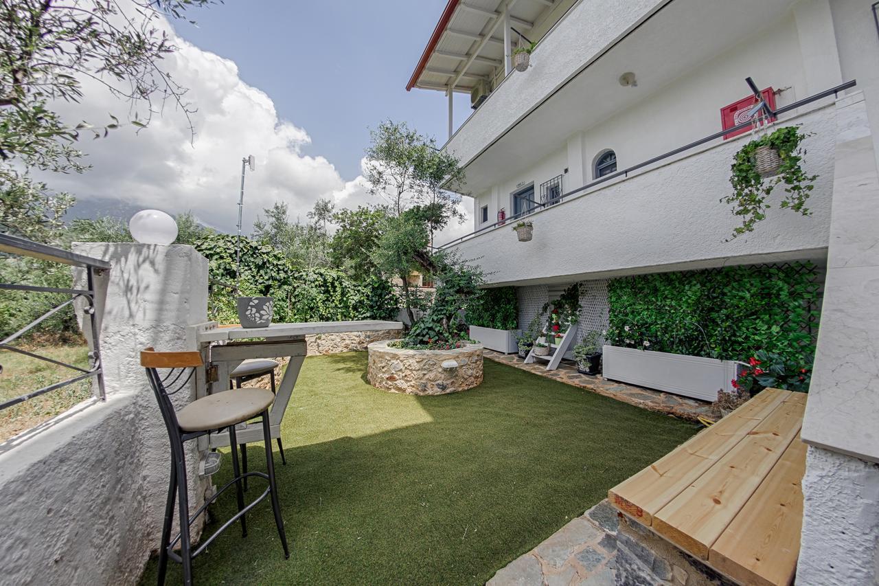 Irida Holiday Apartments Ступа Екстер'єр фото