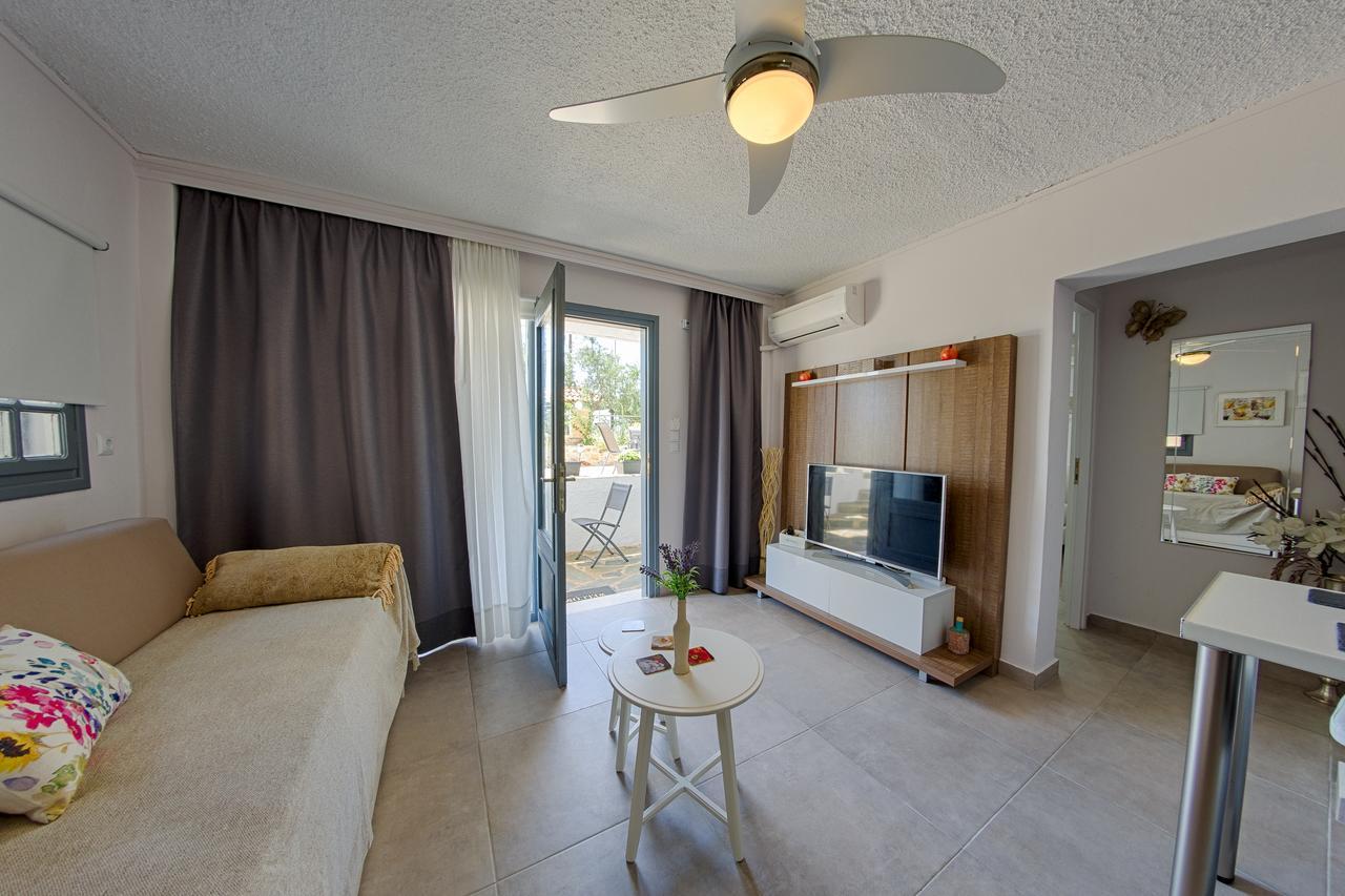 Irida Holiday Apartments Ступа Екстер'єр фото