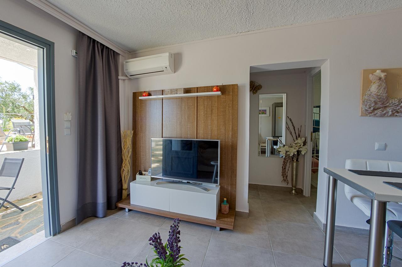 Irida Holiday Apartments Ступа Екстер'єр фото